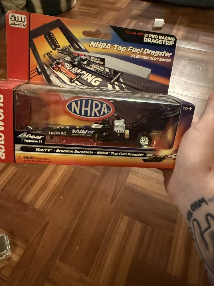 Auto World NHRA Top Fuel Dragster MavTV Brandon Bernstein Slot Car