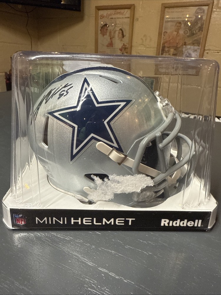 Dallas Cowboys Leighton Vander Esch Signed Speed Mini Helmet