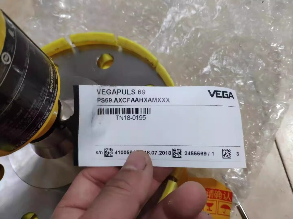 1pcs VEGA VEGAPULS69  Radar Level Meter
