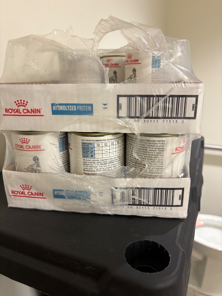 Discount 12 Cans Royal Canin Hydrolyzed 13.7 oz cans, for DOGS