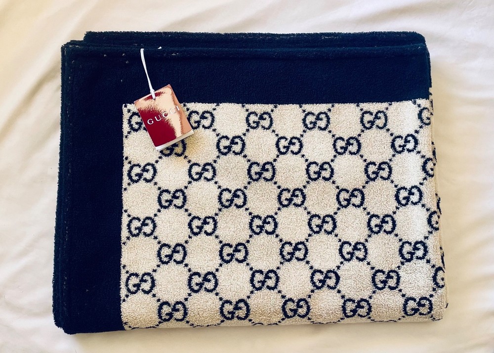 Gucci Monogram Cotton Terry Jacquard Beach Towel in Beige Navy