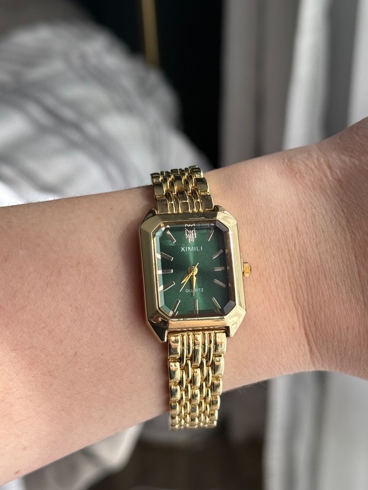 2025 New Luxury Stainless Steel Women's Business Watch Lightweight Elegant Design