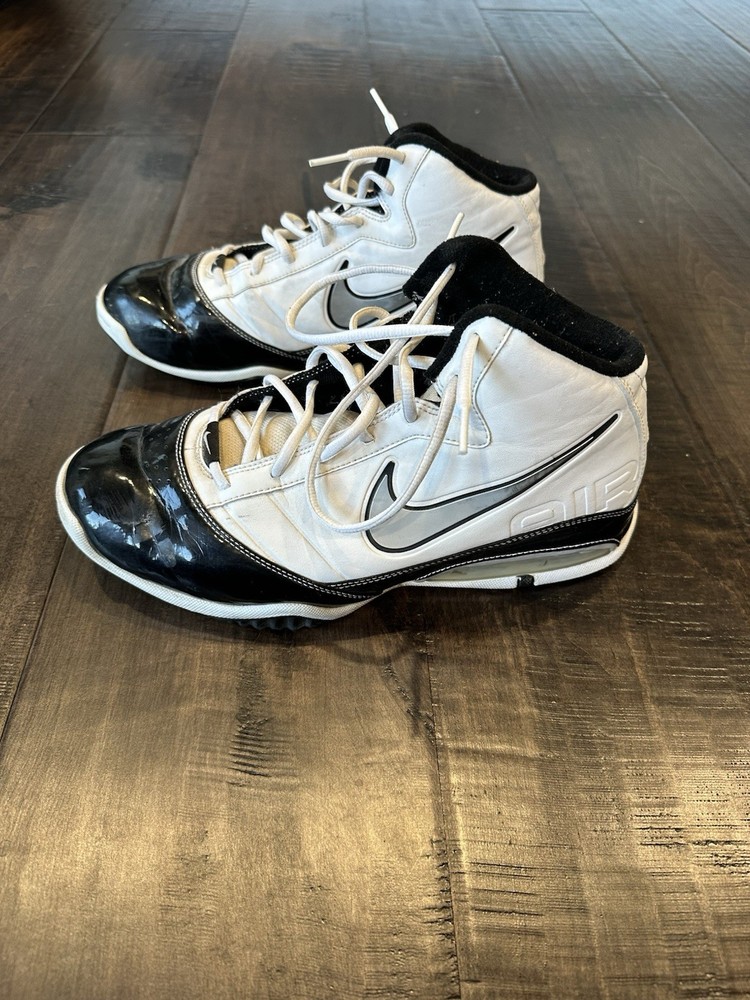 2010 Nike Air Max Turnaround Mid-High Basketball Shoes (386237-101) Mens Size 10