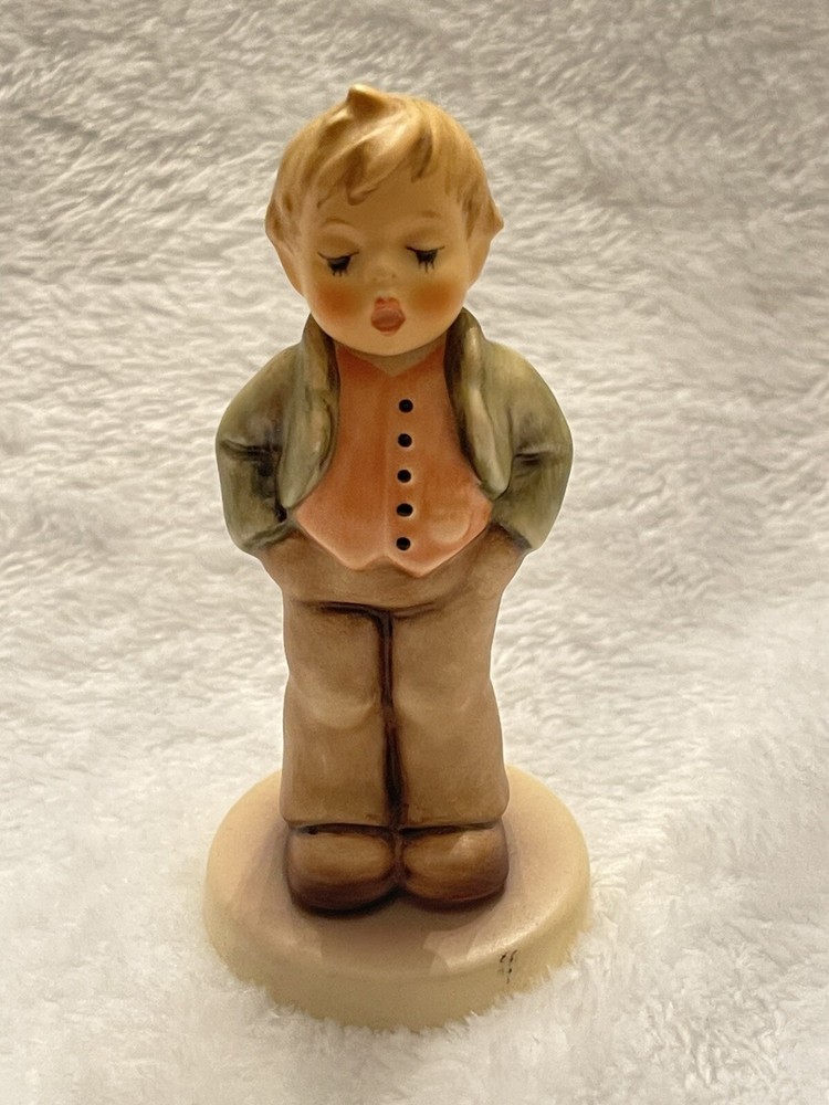 Hummel Steadfast Soprano TMK8 4 Inch Figurine Hummel Club 848