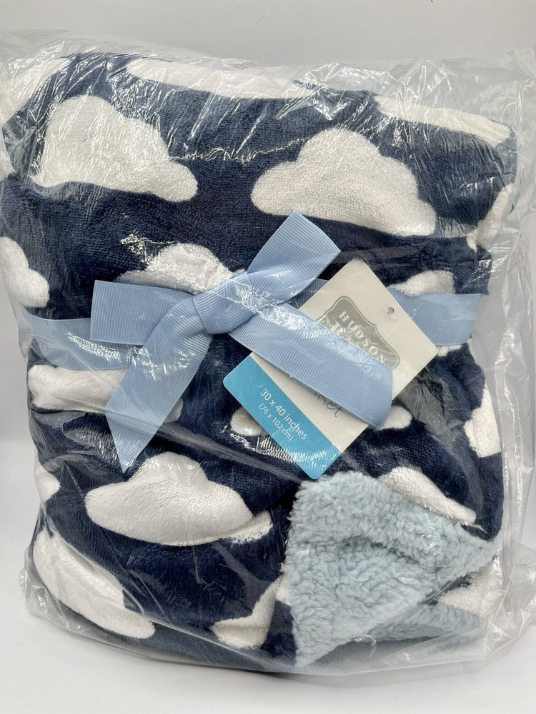 30x40 Soft Baby Blue Clouds Plush Mink Sherpa Blanket Unisex SEALED NEW