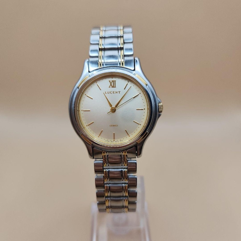 Seiko Lucent Men's Stainless Steel Watch with Date Display