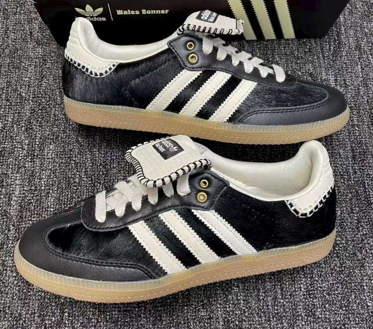 Men's WALES BONNER x Adidas Originals Samba Pony Tonal Low Top Sneakers