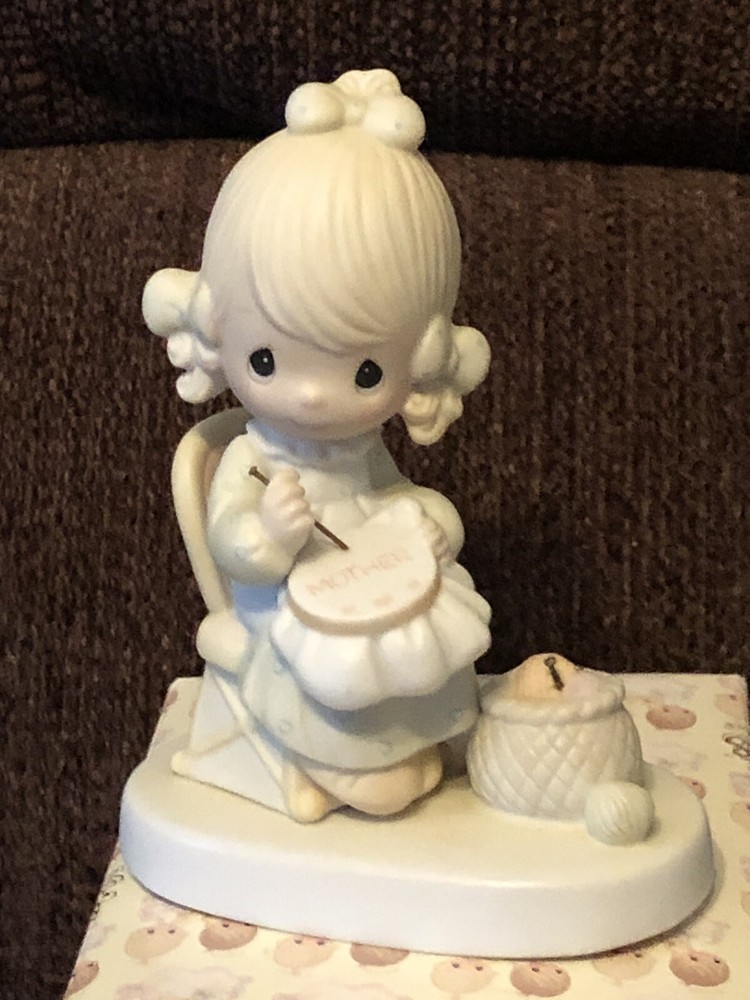 Precious Moments 1979 Mother So Dear Figurine E-3106 Jonathan & David