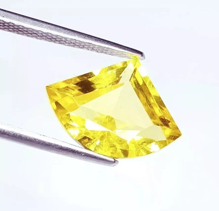 Stunning 10-12Ct Natural Yellow Sapphire Loose Gemstone EGL Certified