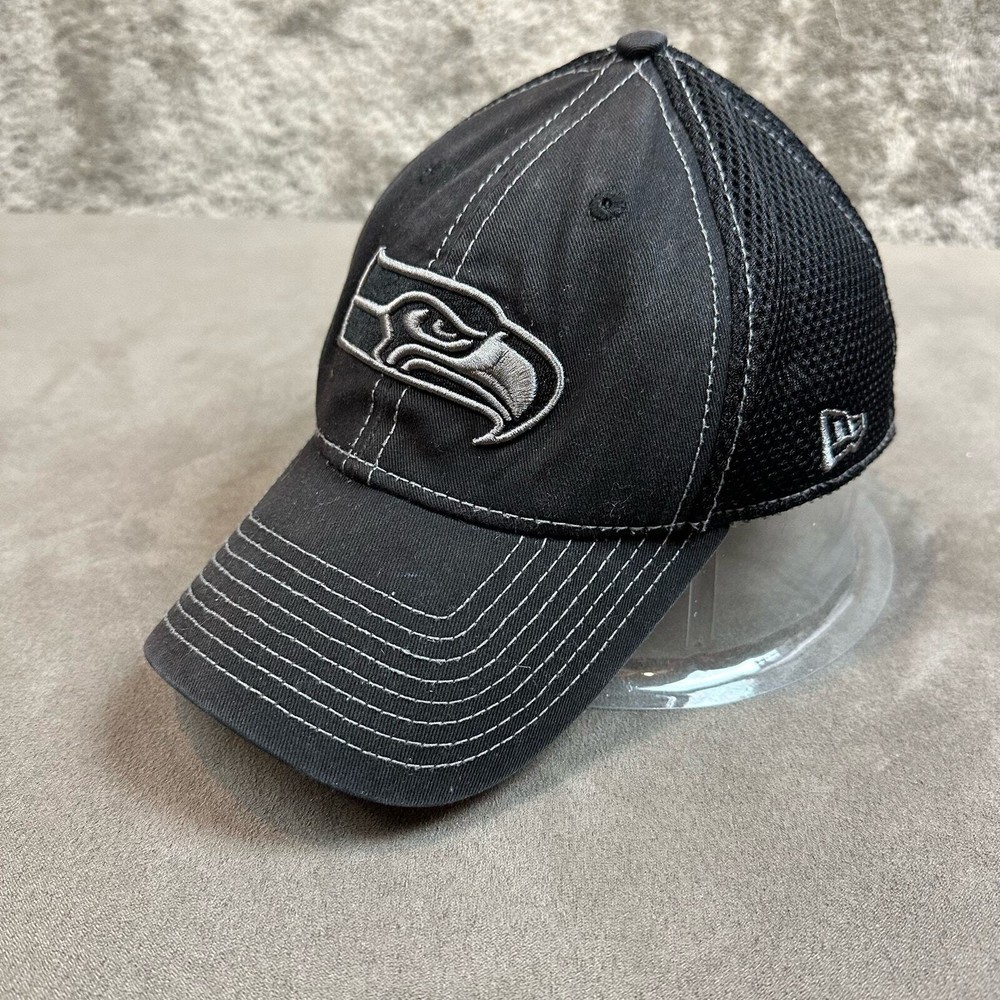NFL Seattle Seahawks Black Trucker Hat Baseball Cap New Era Stetch S M 39Thirty
