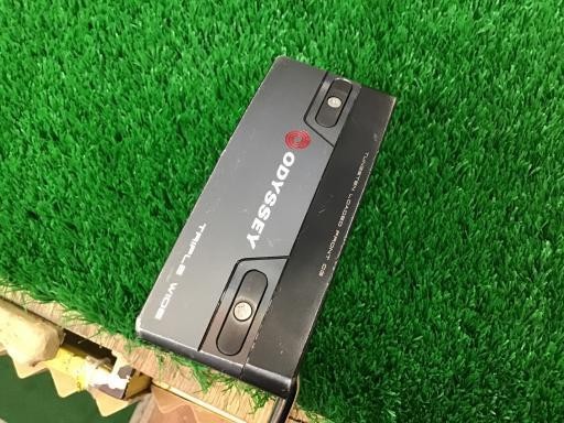 Odyssey Tri Hot 5K Triple Wide 33-Inch Putter for Precision Golf