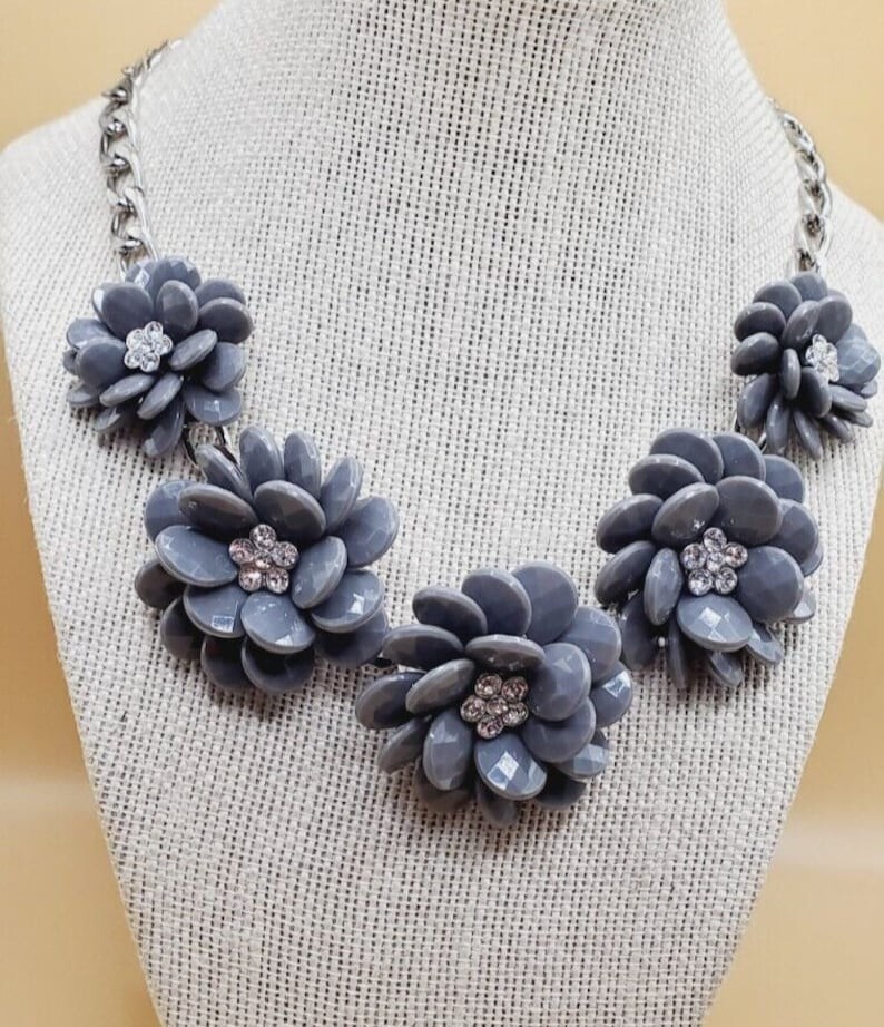 Grey 5 Flower Resin and Crystal Silver Tone Statement Choker Necklace