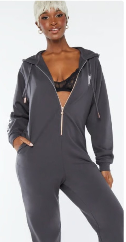 Savage Fenty Forever Savage Hooded Fleece Jumpsuit Size Medium NWOT