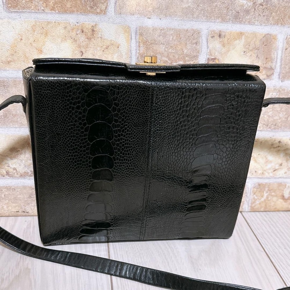 Yves Saint Laurent YSL Cassandra Black Leather Shoulder Bag Authentic F0605488