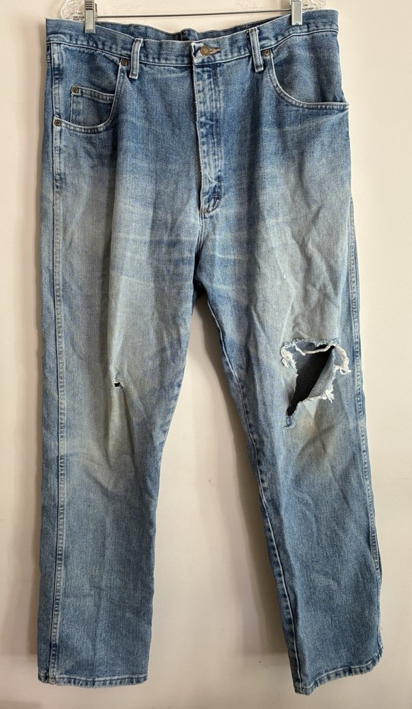 Wrangler Rugged Wear Mens Distressed 100% Cotton Straight Denim Jeans Blue 40x34