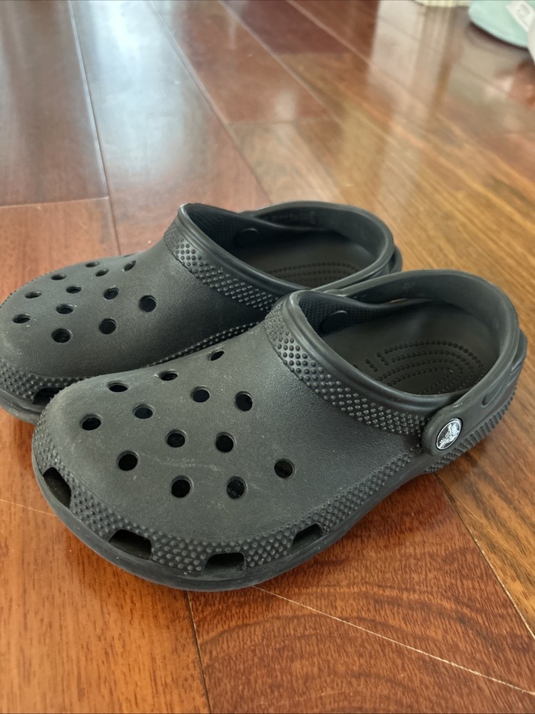 Crocs Kids Classic K Clog in Black for US Size 5 Mens 7 Womens