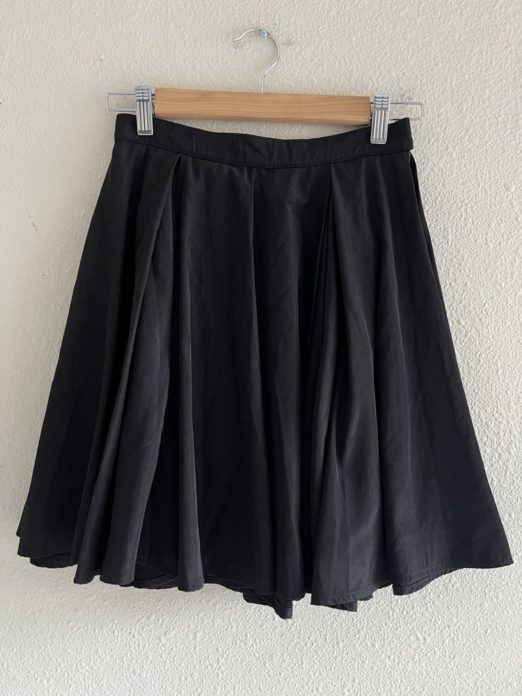 American Apparel Retro Pleated Black Flared Mini Skirt Tennis Preppy Feminine