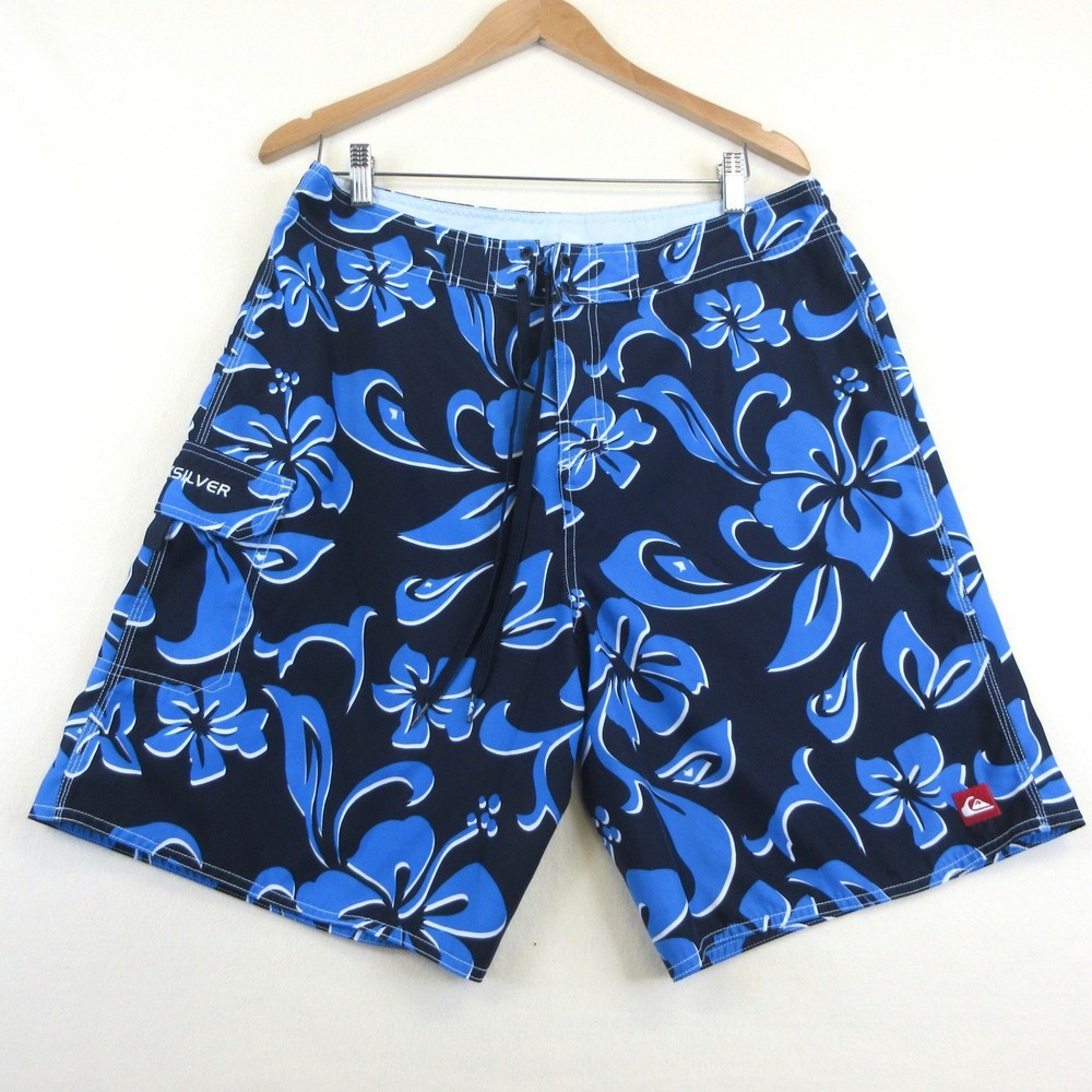 Quiksilver Board Shorts Men 34 Blue Navy White Hibiscus Floral Surf Swim Pocket