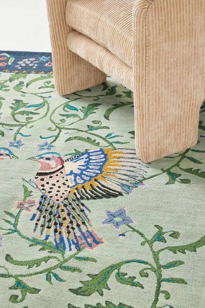 Handmade Wool Tufted Rug with Aria Green Bird Floral Pattern Decor