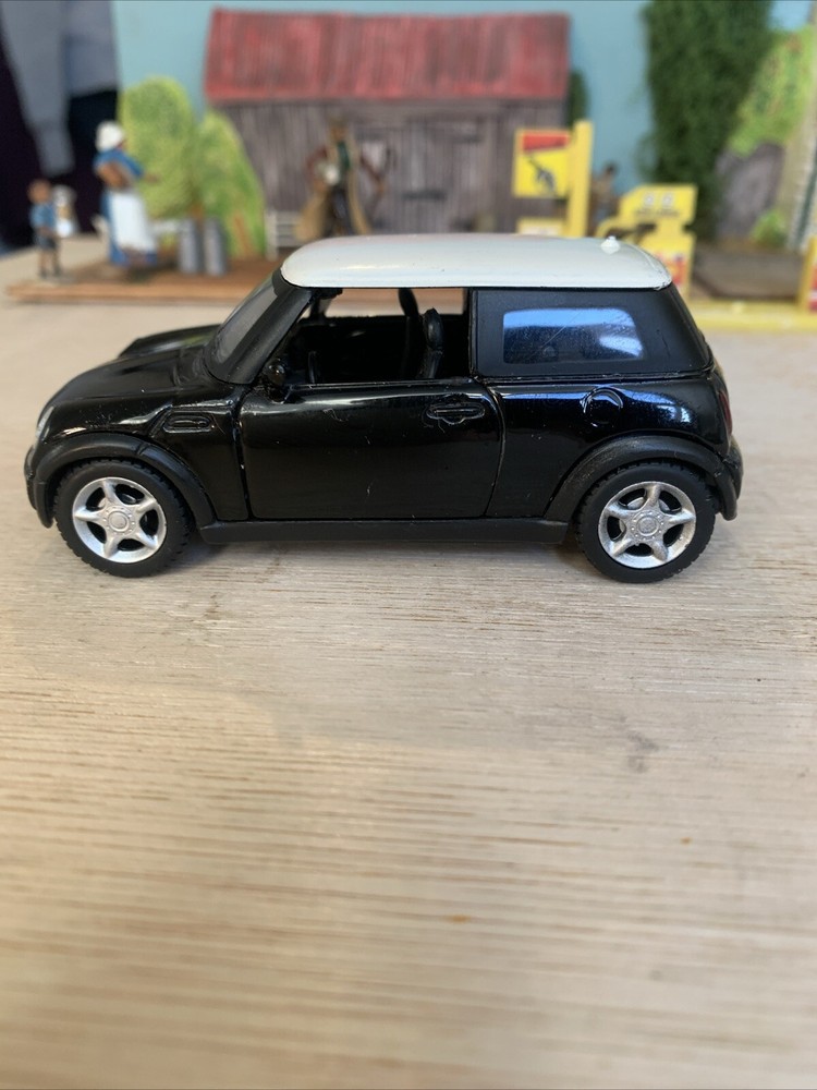 Maisto Mini Cooper - 1:35 Scale Pull Back N Go - Used Condition