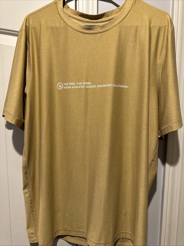 Vuori Water Shirt XL Gold Men’s
