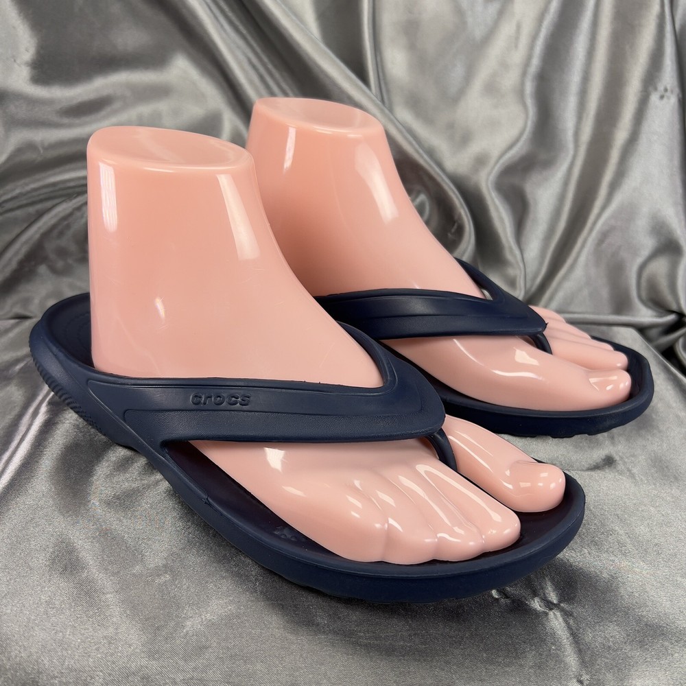 Crocs Flip Flops Mens Size 10 Iconic Comfort Classic II Sandal Thong Blue 206119
