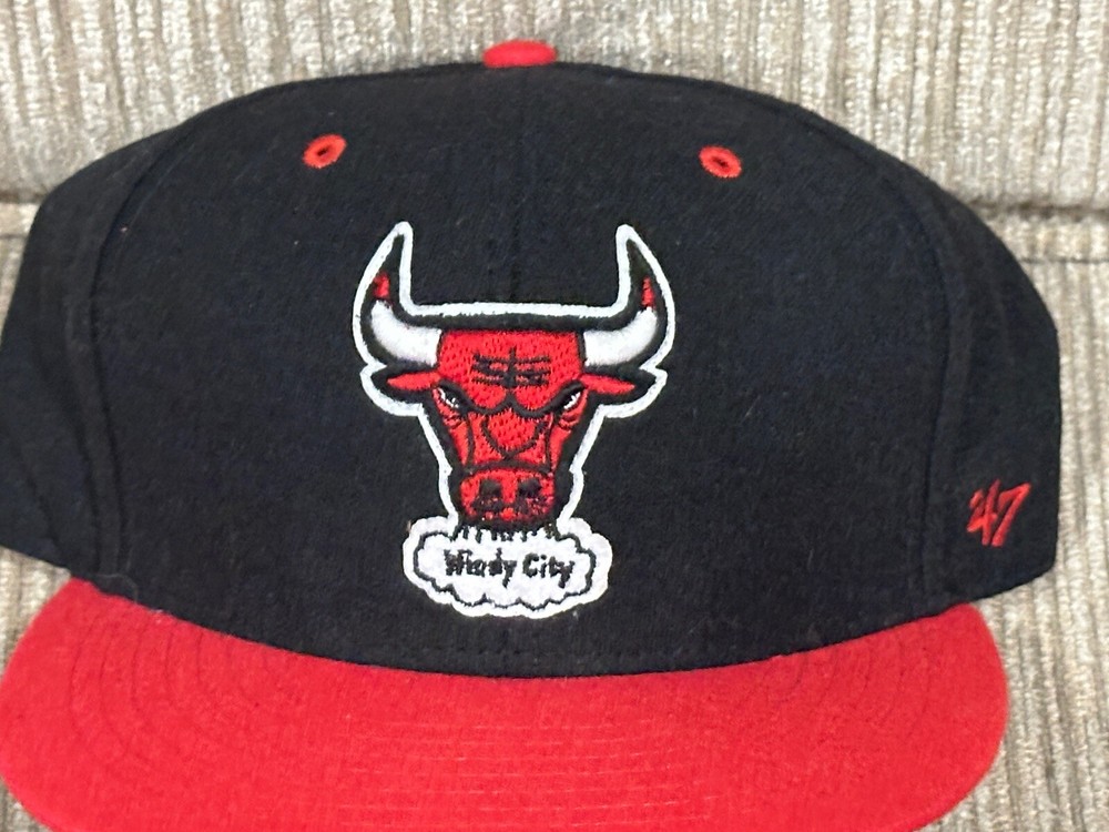 Chicago Bulls Windy City Logo Snapback Hat by 47 Brand HWC