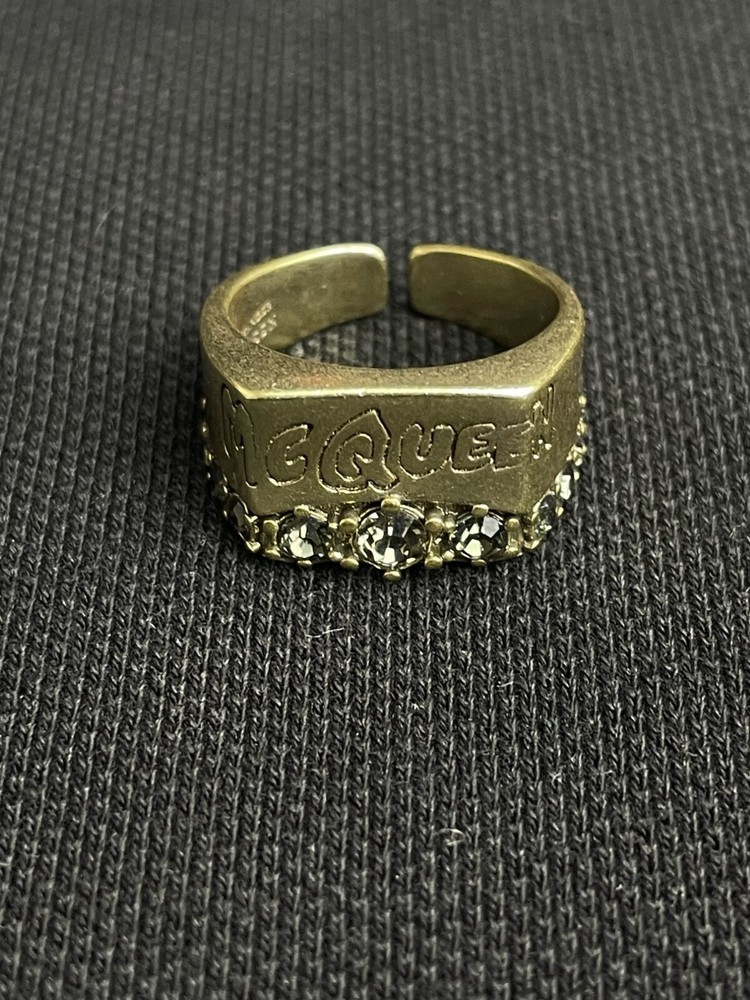 Mcqueen Gold Monogram Designed on Head Charming Elegant Ring