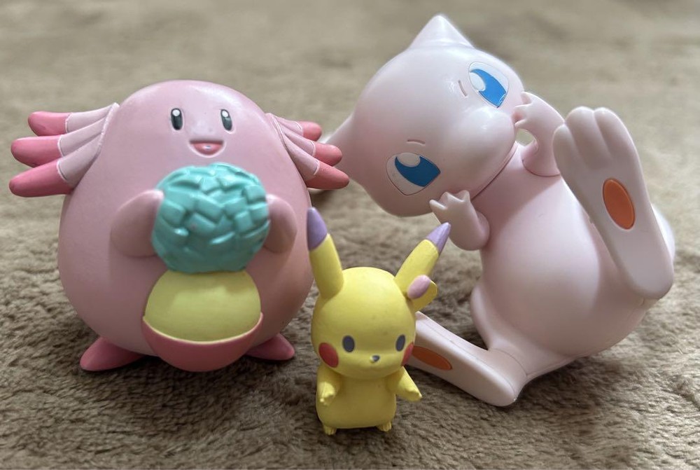 Pok Mon Pokemon Figure Set Pikachu Mew Lucky Popular