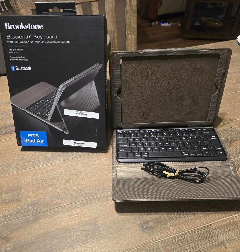 Slim Wireless Bluetooth Keyboard for PC, Tablet & Mobile