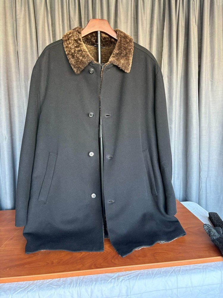 Luxury Men's Town Coat in Wool & Cashmere, full shearling lining & collar, Italy