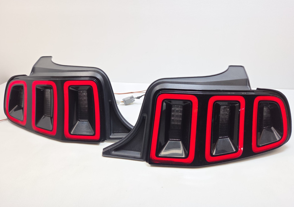 Tested OEM 13-14 Ford Mustang Tail Lights Set DR33-13B504-AJ DR33-13B505-AG