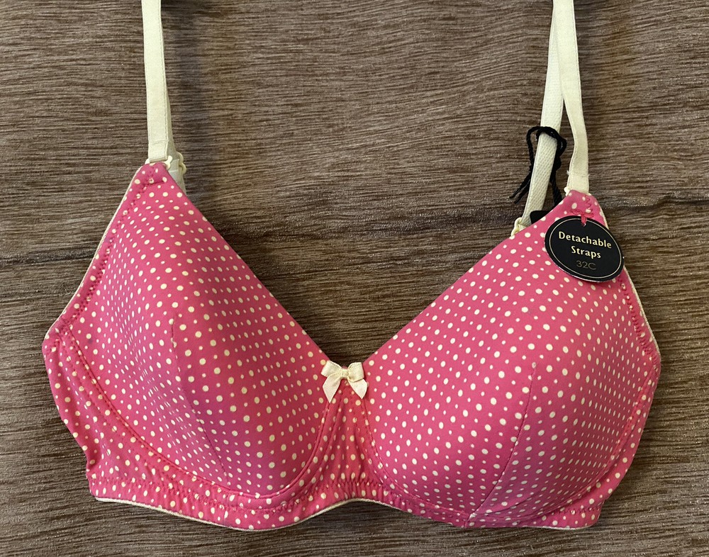 Clearance Sale - Amante Non-Wired Padded Bra in Neon Pink, Size 32C/80cm for Women-image