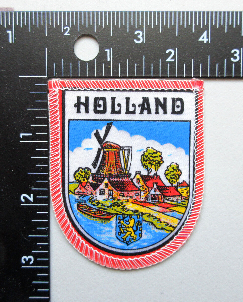 HOLLAND NETHERLANDS SOUVENIR & TRAVEL COLLECTIBLE SEW ON PATCH