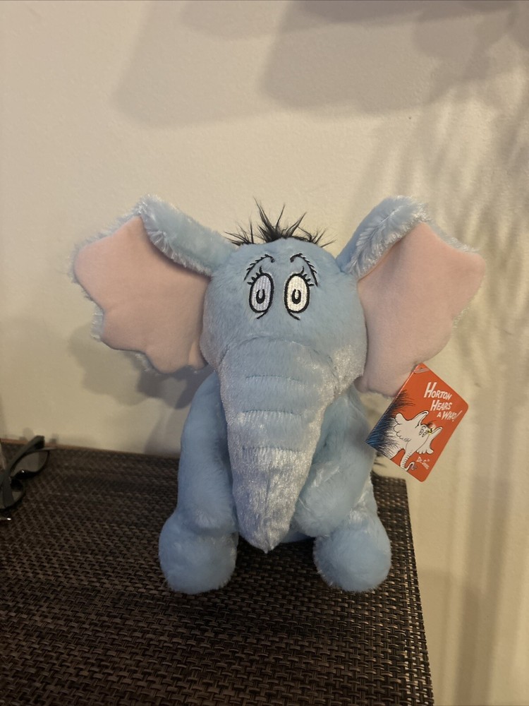 NWT Kohl's Cares Dr. Seuss 