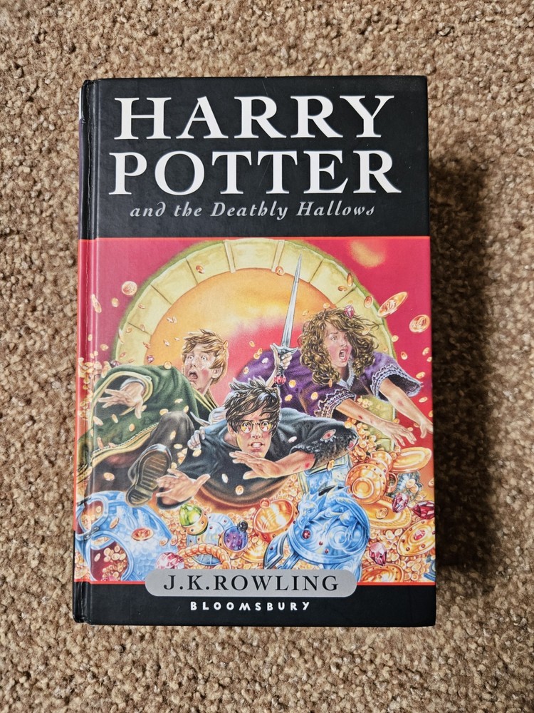 1st Edition Harry Potter &The Deathly Hallows Hardback Special Edition Errors