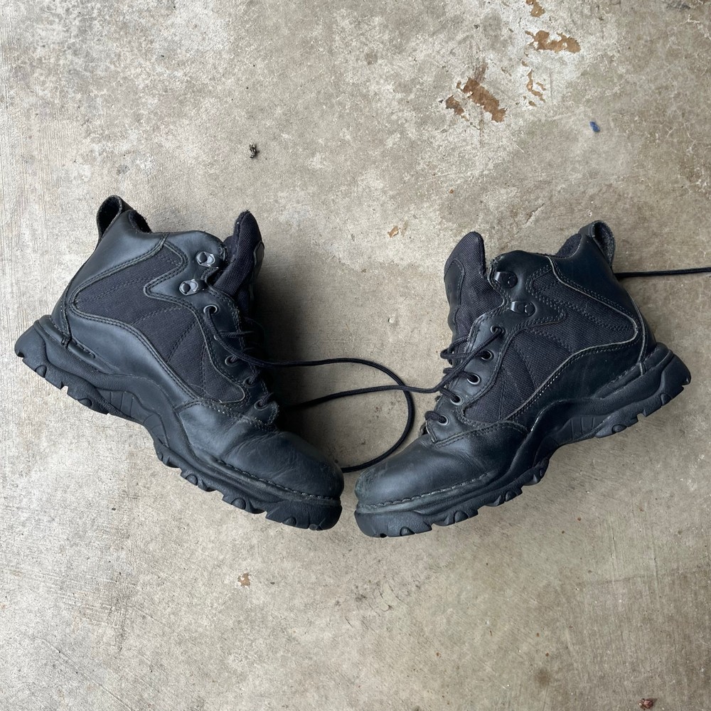 Danner Black Gore-Tex Striker Boots for Men Size 9