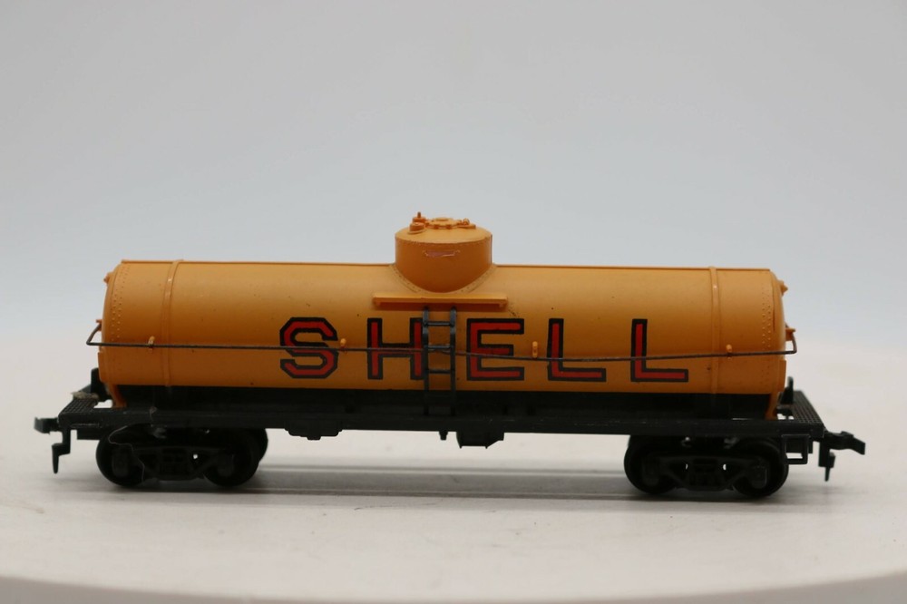 TYCO HO Scale Yellow Shell Single Dome Tanker 1:87 Gauge