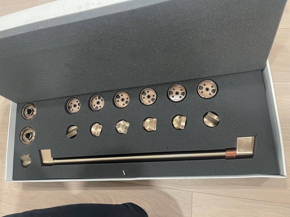 GE CAFE BRUSHED BRONZE HANDLE/KNOB COMPLETE KIT For 36” Range CXPR6HKPMBZ