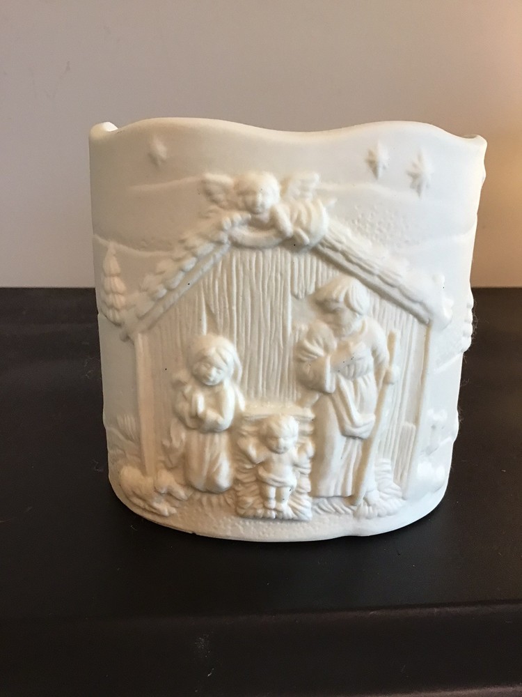 Traditions~White Porcelain Candle Holder~Nativity Scene~Excellent Pre-Owned