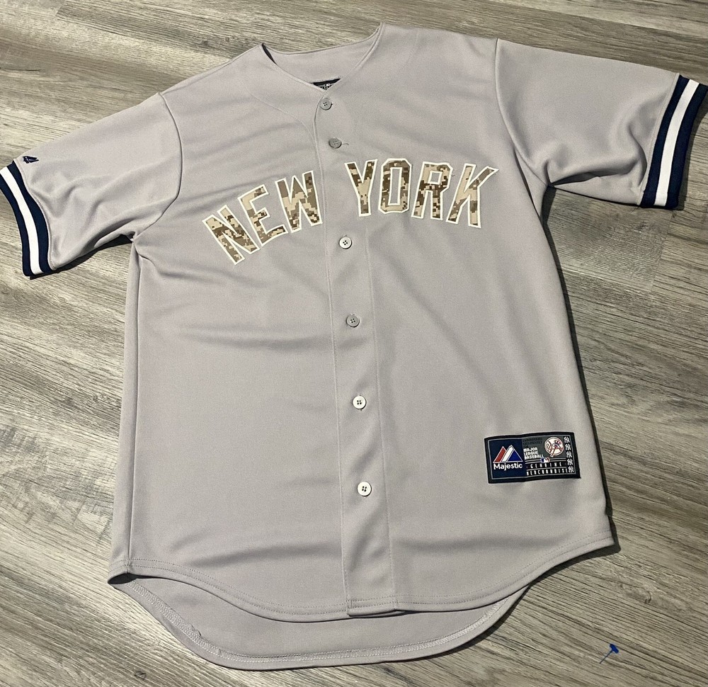 Majestic New York Yankees Derek Jeter Jersey Digital Camouflage Men's SZ M
