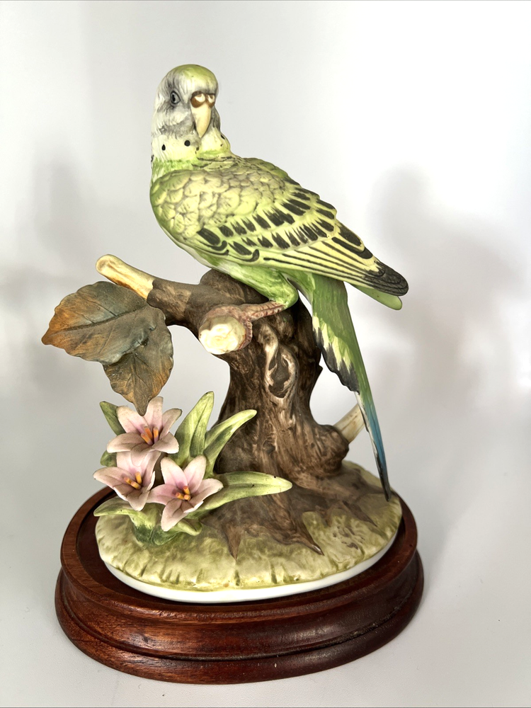 Parakeet Hand Painted Porcelain Figurine Andrea by Sadek Made in Japan READ INV1