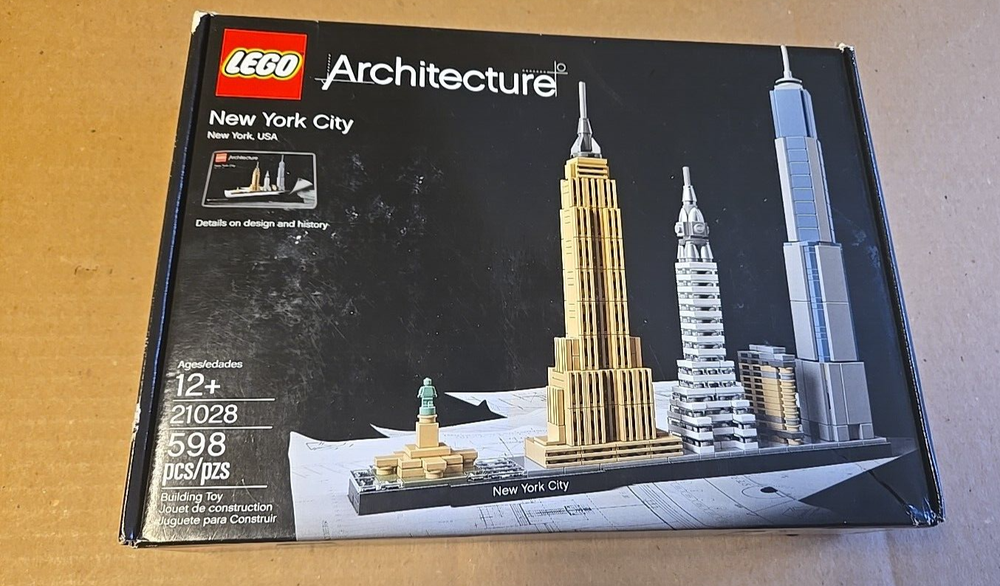 LEGO Architecture New York City 21028 Retired Factory Sealed
