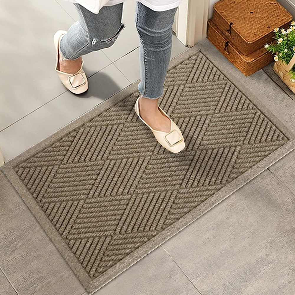 Sturdy Absorbent Dirt-Resistant Welcome Door Mat for Indoor Outdoor Use