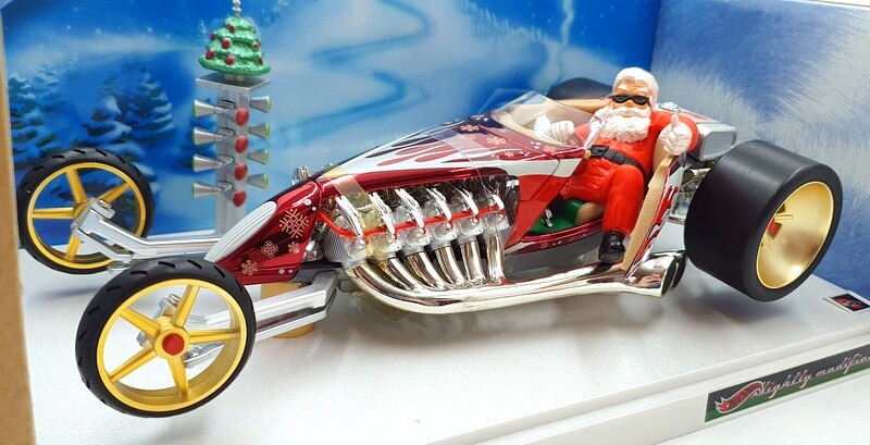 Hot Wheels 1/18 Scale 29816 - 2001 Holiday 