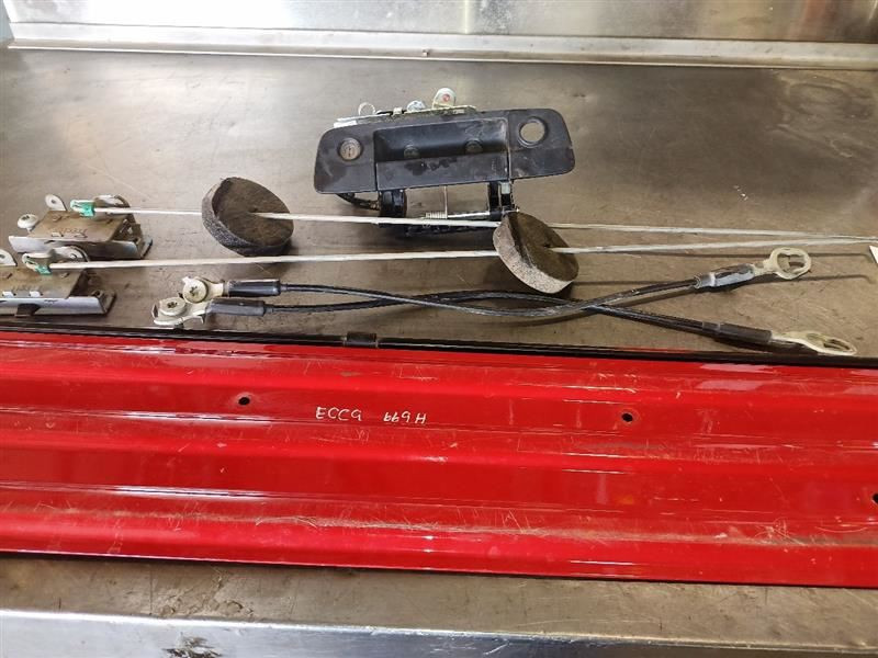 2012 RAM 1500 Tailgate Handle Replacement Kit Part 8809740