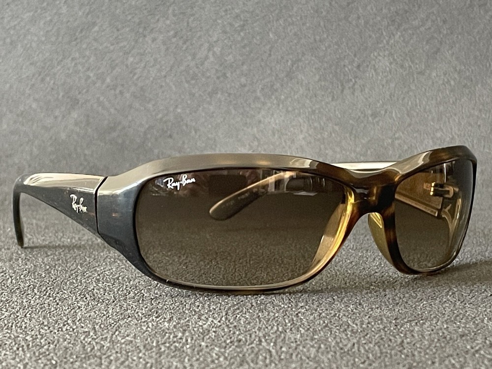 Ray Ban RB4121 Tortoiseshell Sunglasses w. Brown Gradient Lenses  GUC/US Seller!