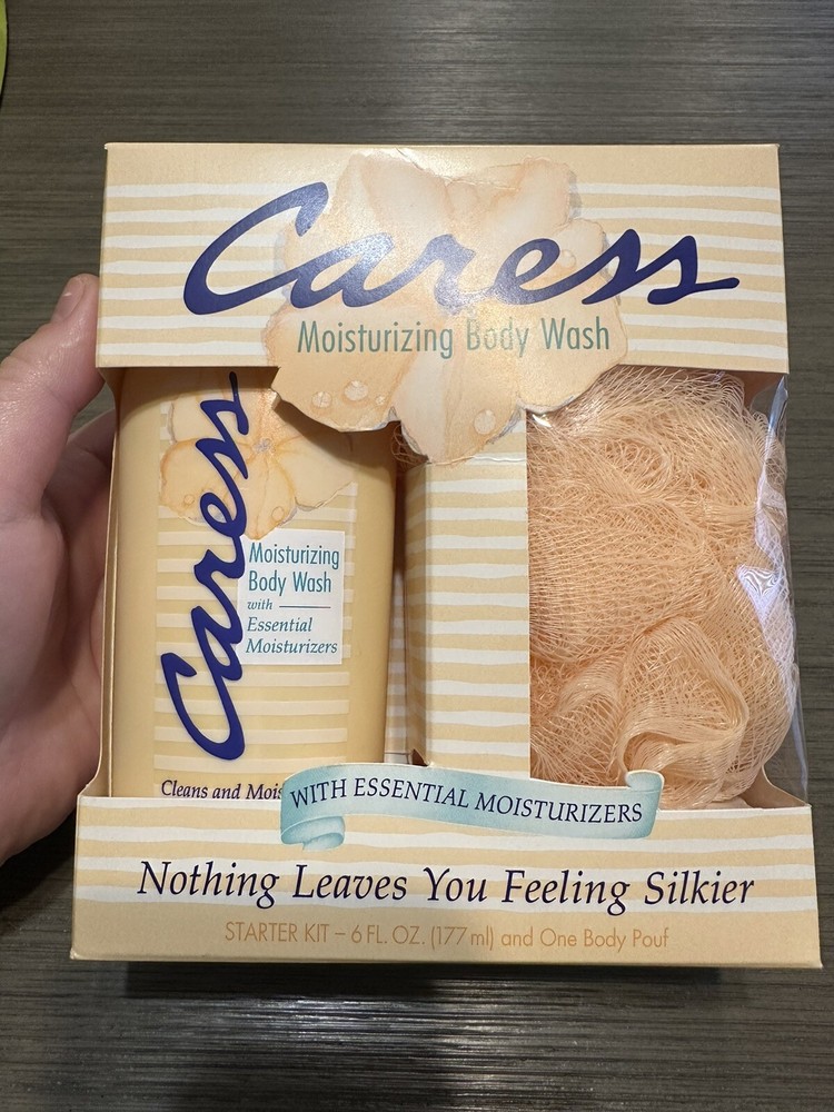 New Vintage Caress Moisturizing Body Wash & Pouf Starter Kit 6 Fl Oz