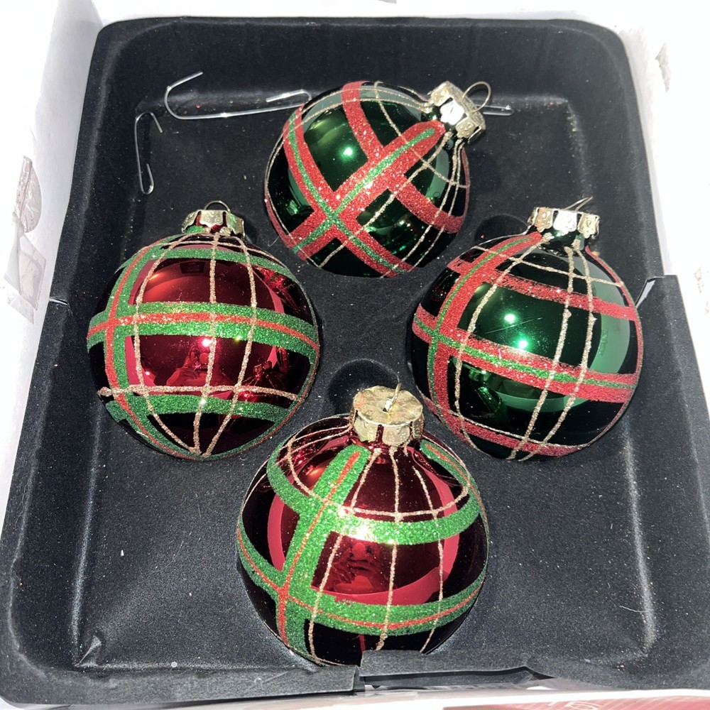 Vtg Christmas Ornaments Set Of 4 Balls Red Green Gold Sparkle Glitter Holiday