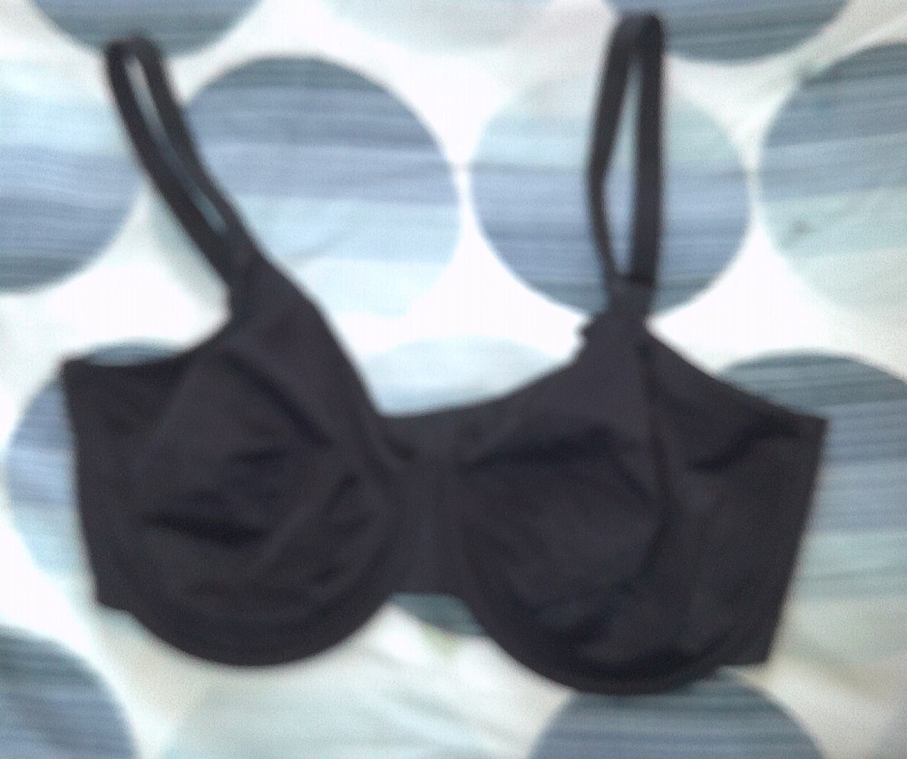 36E - New Marks & Spencers (M&S)  Underwired (Unpadded) Bra Black 36E